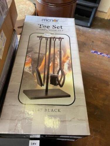 MANOR 4 Piece Tee Fireplace Companion Set