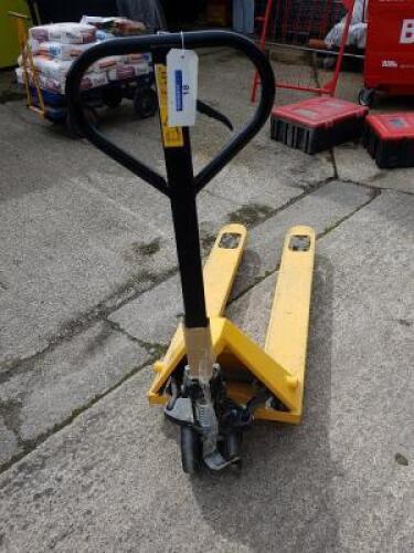 2,500kg Pallet Truck