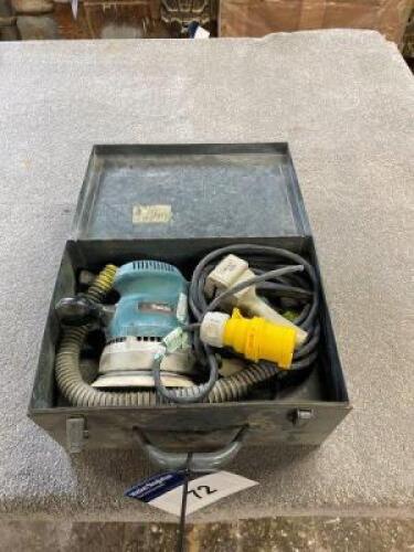 MAKITA BO6030 150mm (Diameter) Orbital Sander 110v