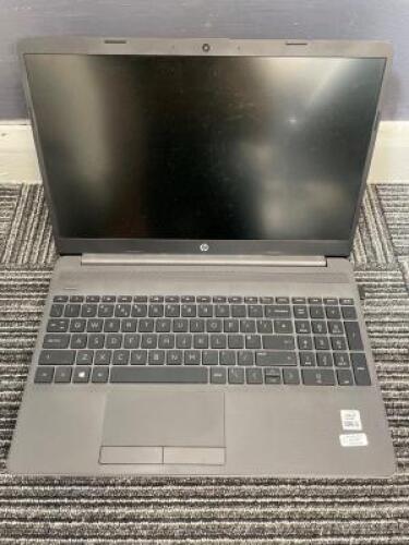 HEWLETT-PACKARD, 250 G8 Notebook PC Laptop Computer with Charger; Specification: GenuineIntel, Intel(R) Core(TM) i5-1035G1 CPU @ 1.00GHz, Cores: 4, Stepping: 5, Nominal speed: 1000MHz, Max speed: N/A, External Clock: 100 MHz RAM: 8GB Hard Drive: 256GB NV