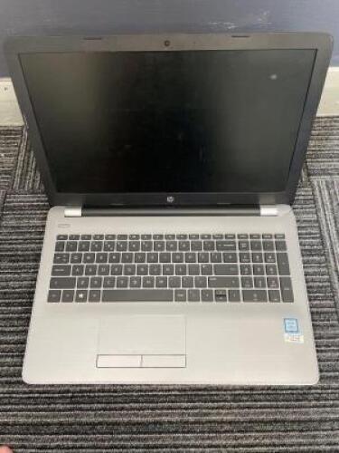 HEWLETT-PACKARD 250 G6 Notebook PC Laptop Computer with Charger; Specification: GenuineIntel, Intel(R) Core(TM) i5-7200U CPU @ 2.50GHz, Cores: 2, Stepping: 9, Nominal speed: 2500MHz, Max speed: 3100MHz, External Clock: 100 MHz; RAM: 8GB; Hard Drive: 256G