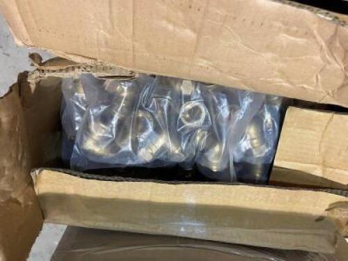 Approximately 100pcs Brass 22mm Compression Elbow (New and Boxed) (RRP £381)