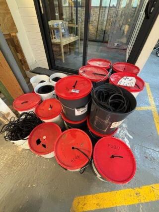 23 CENTRAL EXTRUSION Various Flipper Gasket Seals in 20 Litre Containers