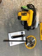 DEWALT DWE560 Circular Saw; Cut Diameter: 184mm (240v) includes Spare Blade and 240v 45m Extension Reel - 2