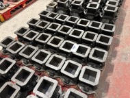 28 x 100mm Steel Concrete Testing Block Moulds - 2