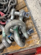 8 x Bow-Shackle; 1 x 10 Tonne; 3 x 12 Tonne; 1 x 35 Tonne; 3 x 17 Tonne (URN 12) - 2