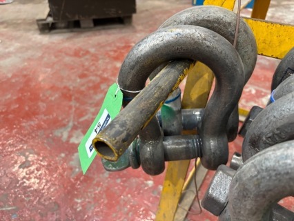 2 x 17 Tonne 100mm Dia Bow-Shackle (URN 34)