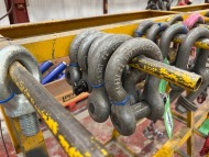 5 x D-Shackle to include 2 x 12 Tonne 80mm Bore; 3 x 8.5 Tonne 65mm Bore (URN 35)