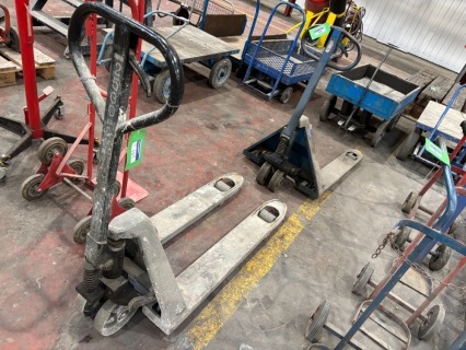 2 x Pallet Trucks (URN 74)