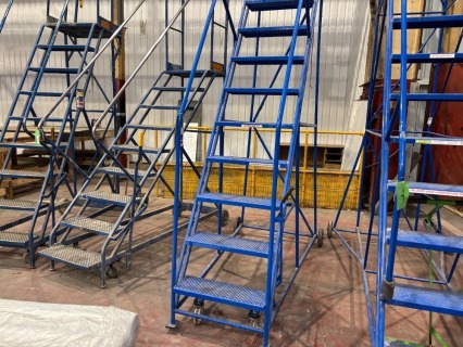 10 Tread Mobile Working Platform Steps (URN 89)