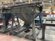 1 x CONQUIP 12000kg Concrete Hopper - 3