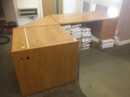 1400mm x 800mm Light Oak L Shaped Desk with 800mm x 800mm Extension and 10 Drawer Multi Drawer Cabinet