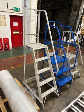 TB DAVIS 15 Rung Double Extension Ladder with Stabiliser