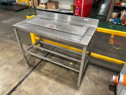 Stainless Steel Cutting Table