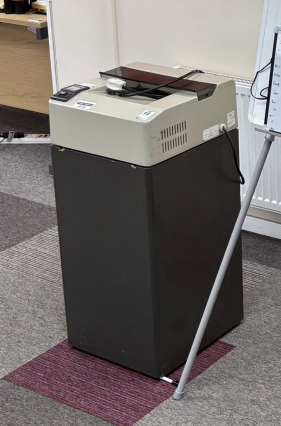 SCIMITAR Model Standard 2205 A4 Paper Shredder