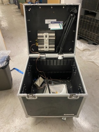 Mobile Flight Case with Car Amp Camera Tripod and Flood Light Chassis (No Glass)