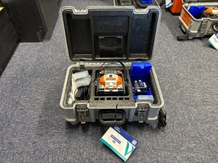 SUMITOMO Type-72C Fiber Optic HD Core Aligning Fusion Splicer In Hard Carry Case With SUMITOMO FC-6RS Fiber Cleaver