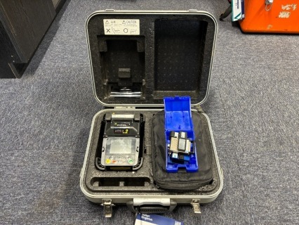 FITEL S178A Fiber Optic Fusion Splicer In Hard Carry Case With SUMITOMO FC-6RS Fiber Cleaver