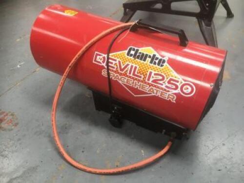 CLARKE Devil 1250 Propane Gas Space Heater