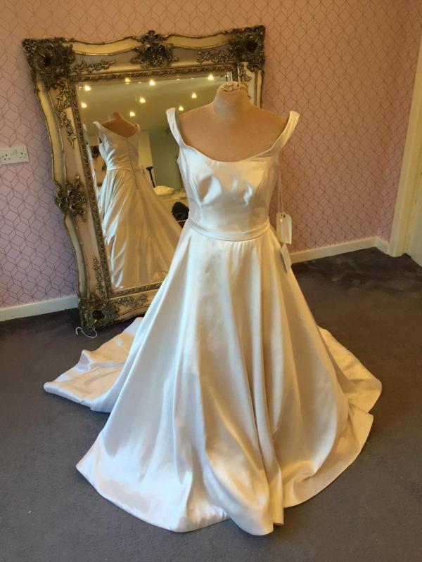 Allure Wedding Dress; Style 9524; Colour Alabaster; Size