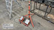 Twin head site light, 240v - 2
