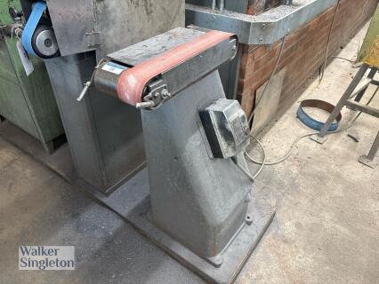 Pedestal 16&rdquo; x 6&rdquo; belt linisher