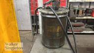 Greasing unit on trolley - 3