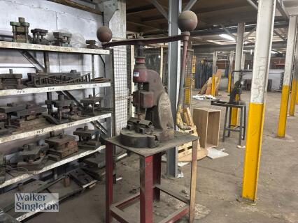 The Denbigh n&deg;6 fly press