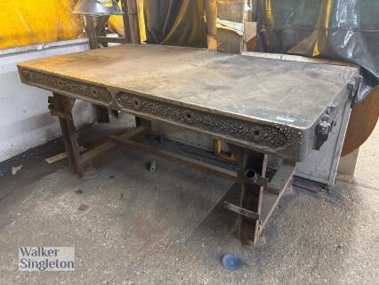 2m x 1m x 0.14m heavy duty steel welding table & single door cabinet