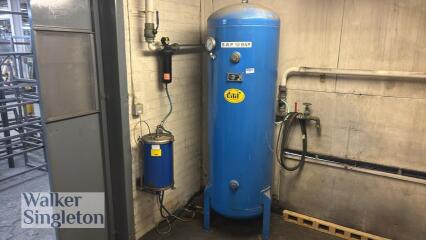 AJ Metal products 500l vertical receiving tank