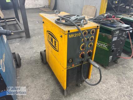 INE MK250 mig welder