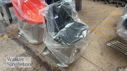 4 x black on chrome frame chairs - New