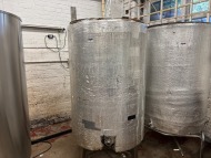 1,000 Litre Fermenting Vessel; with Stainless Steel Plate Cooler