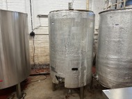 1,000 Litre Fermenting Vessel; with Stainless Steel Plate Cooler - 2