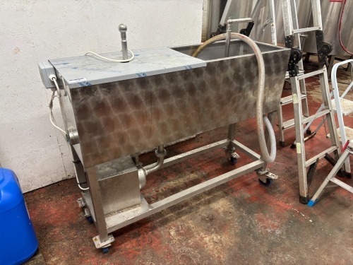 Mobile 2 Head Cask Washer