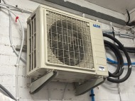 J&E HALL INTERNATIONAL J5LC15FV1 Chiller Unit - 2