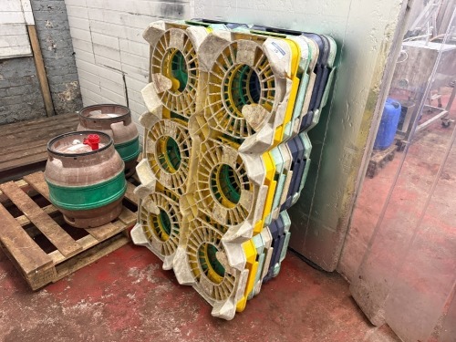 7 x 6 Keg Plastic Pallets