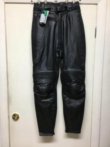 SPADA Classic Road Leather Trousers Model: N/A Colour: Black Size: 30 Approximate Retail Price (GBP):160 URN: WS10172