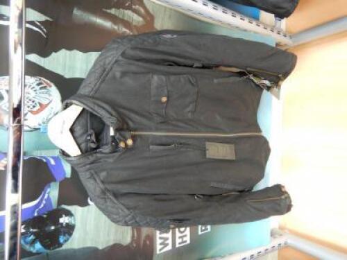 MERLIN Hamstall Outlast Jacket Model: N/A Colour: Black Size: L Approximate Retail Price (GBP):240 URN: WS11386