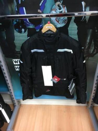 MERLIN Columbia Jacket Model: N/A Colour: Black Size: S Approximate Retail Price (GBP):200 URN: WS11126