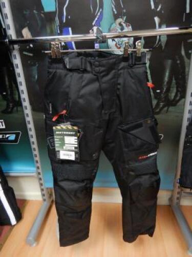 VIPER Venture Trousers Model: N/A Colour: Black Size: XS Approximate Retail Price (GBP):100 URN: WS11033