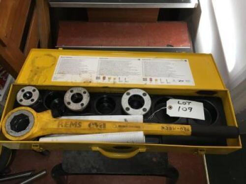 REMS Model EVA Pipe Threading Set with 3 Heads in Case