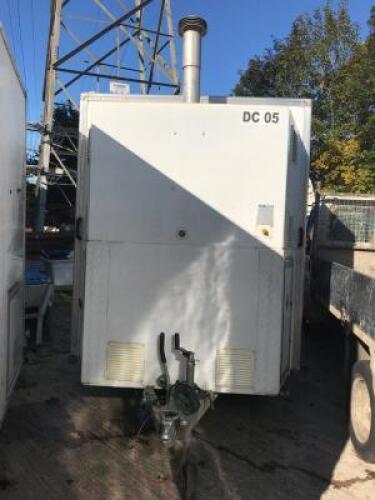 3 Stage Decontamination Unit Airmover; ID: DCU05; Dirty End to the Rear, 2 x Shower Area with 2 x Sinks and Clean End to Include 9 Lockers, Bench and MORCO ECO Plus Electronic 11 Litre Boiler 
(See Important Note Relating to HSE Compliance)