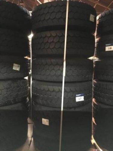 6 BRIDGESTONE 385/65 R22.5 Tubeless Trailer Tyres and Rims