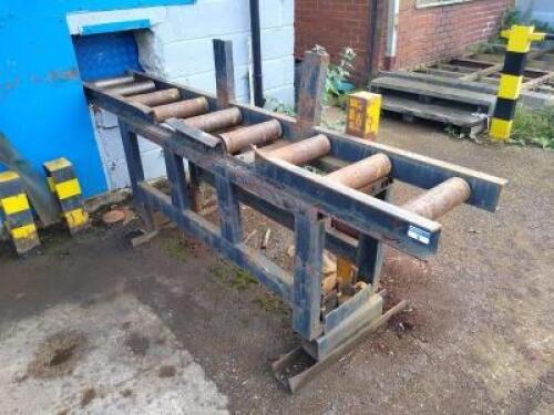 Roller In Feed Table; Dimensions: 2,700mm (L) x 450mm (W) x 870mm (H)