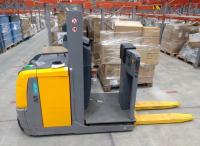 JUNGHEINRICH EKS 110 Z 100 E Low Level Order Picker; Year: 2017; Serial Number: 91612881; Hours: Approx. 2,500 Capacity: 1,000KG; Last Test: June 2019; with JUNGHEINRICH SLH100 Battery Charger