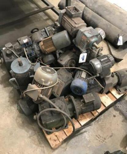 Pallet of Approximately 15 Decommissioned Motors with 6 CARTER Variable Speed Gearboxes