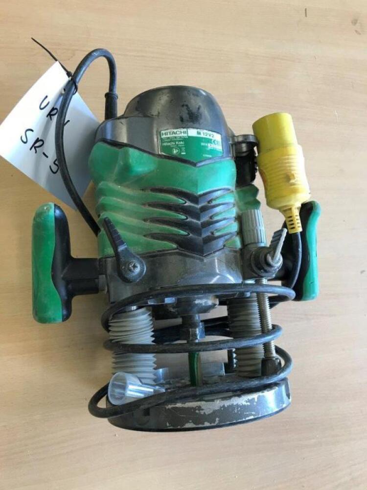 HITACHI M12V2 110V Router with 12mm Straight cutter and Collet WS REF SR 5 DPI